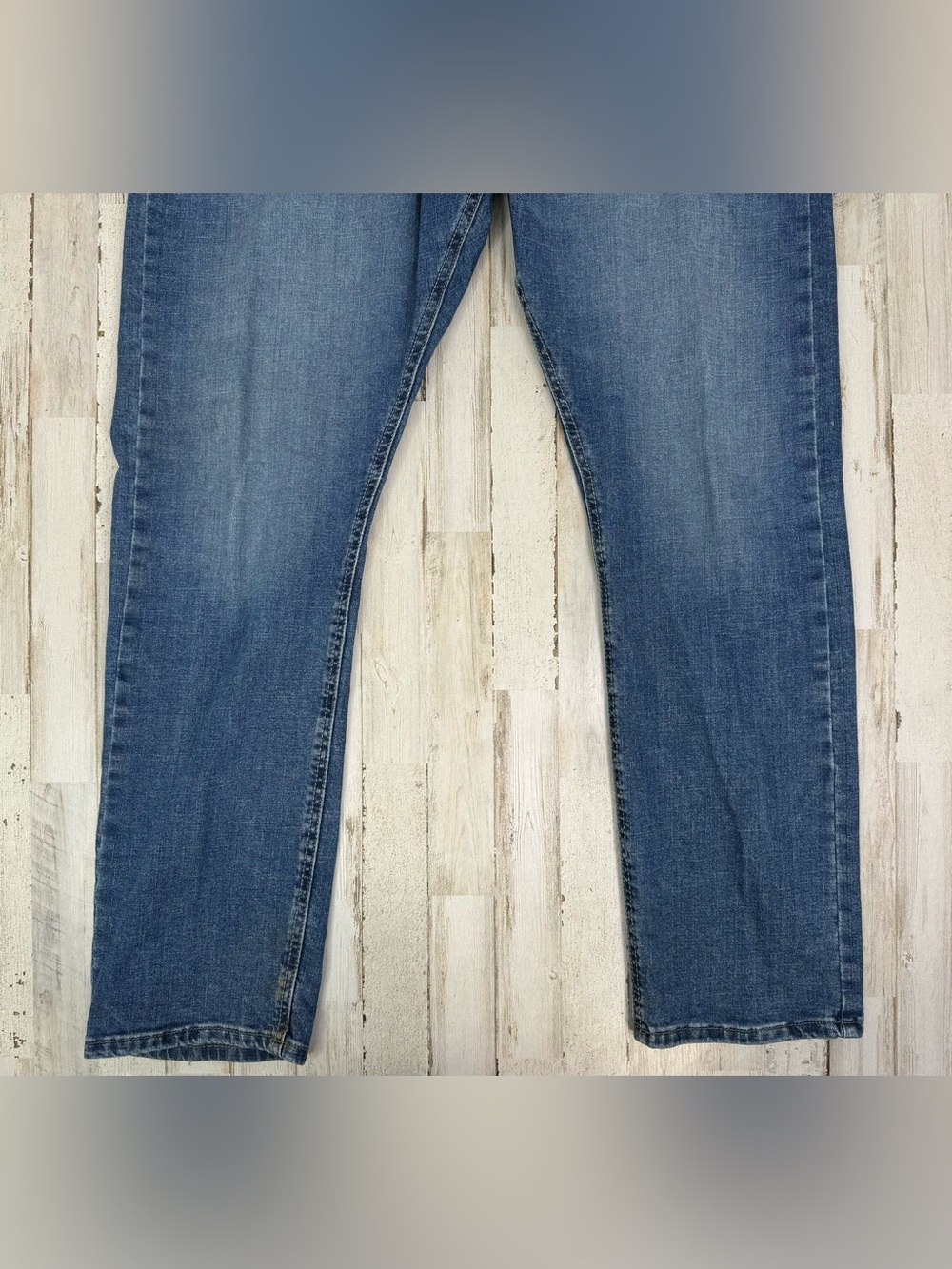 Wrangler Athletic Fit Jeans Mens 40x32 Stretch Denim Blue Pants - Picture 4 of 12